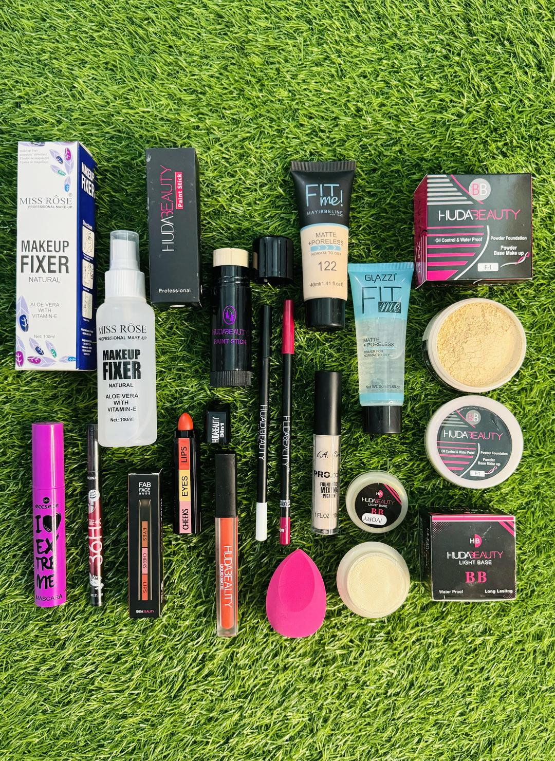 14 in 1 Makeup Set for Flawless Look in Pakistan