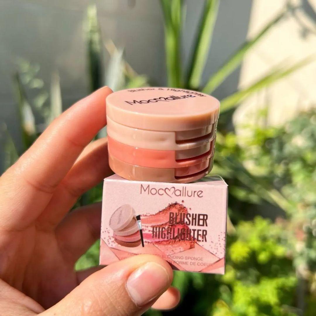 Glowy Blusher Highlighter Kit 2-in-1 Powder with Sponge