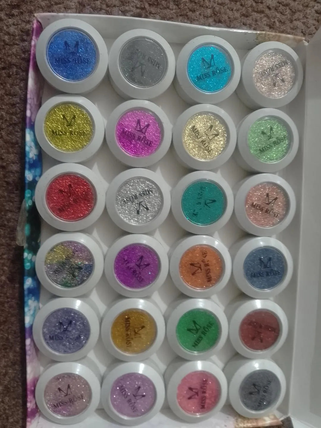 24-Piece Multicolor Glitter Eyeshadow Set